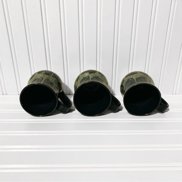 Authentic Pottery Mugs - Picture 5 of 6